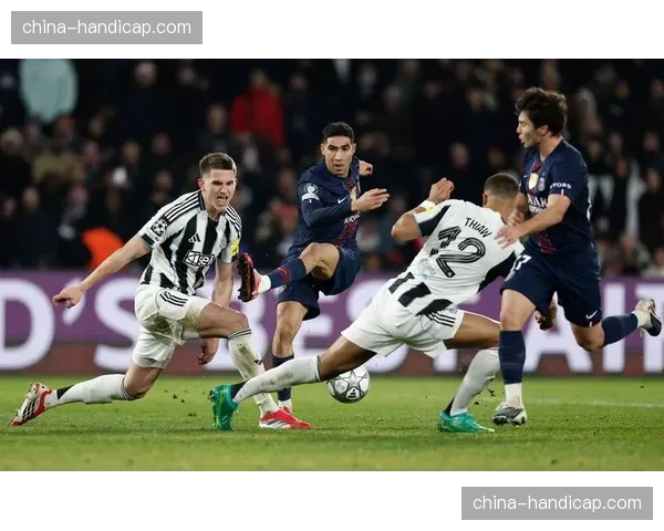 官方:巴黎圣日耳曼边锋阿什拉夫当选法甲二月最佳球员 官方:巴黎圣日耳曼边锋阿什拉夫当选法甲二月最佳球员