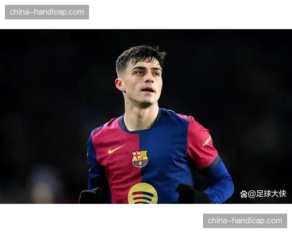 阿斯报：巴萨中场佩德里腿筋受伤，预计将缺席四周