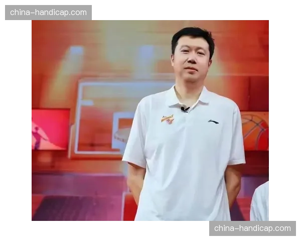 更衣室的“定海神针”:探访CBA各队队长在团队中的角色与作用 更衣室的“定海神针”:探访CBA各队队长在团队中的角色与作用