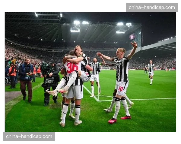 斯图加特vs汉堡：主队下半场连入三球锁定胜局